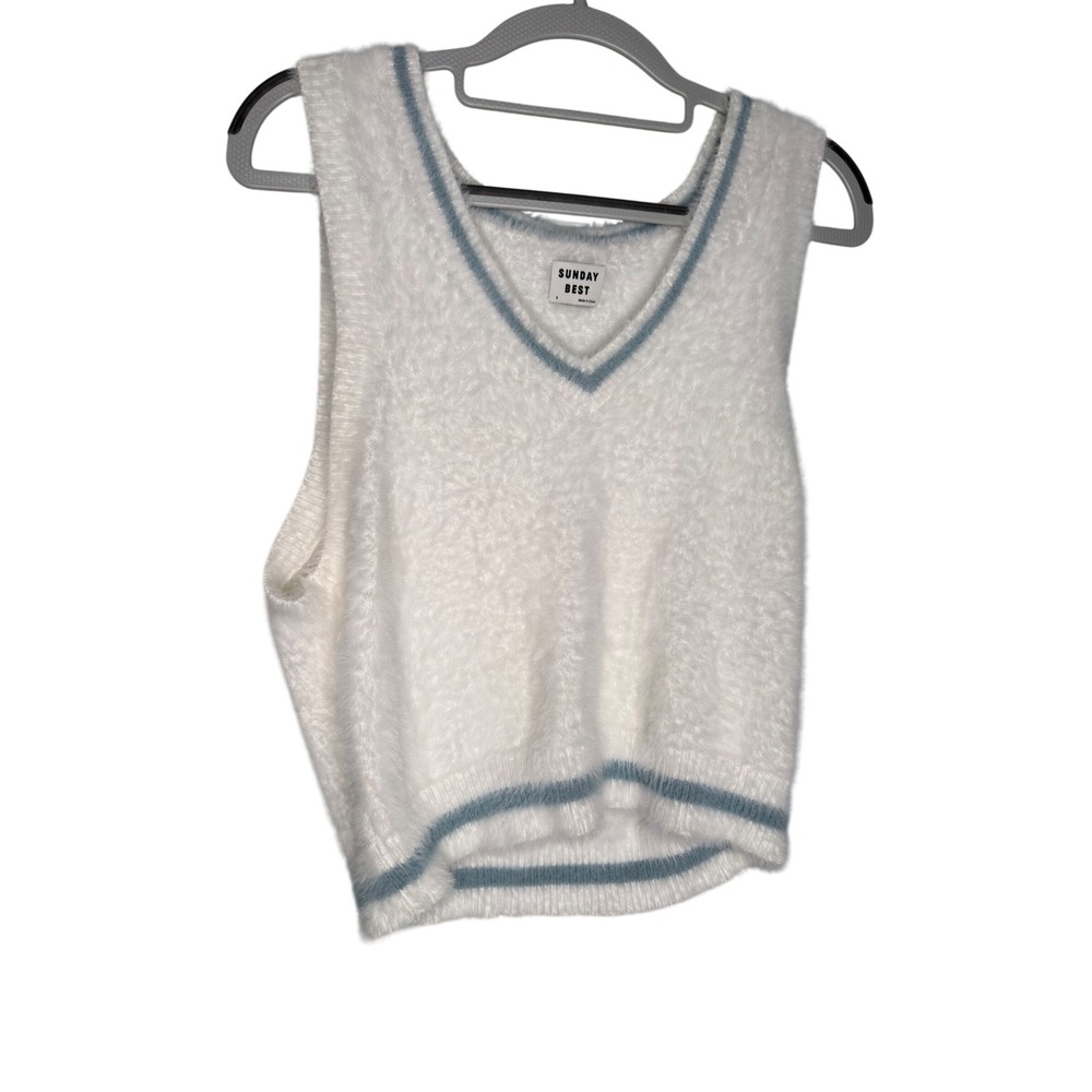 Sunday Best Aritzia Fuzzy Sweater Vest White Blue Trim V-Neck Eyelash Knit Small